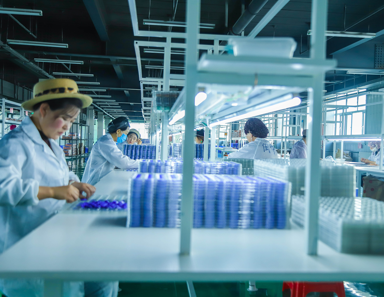 卡立方集團寧夏生產基地:NFC鑰匙扣領域的規模化與定制化標桿