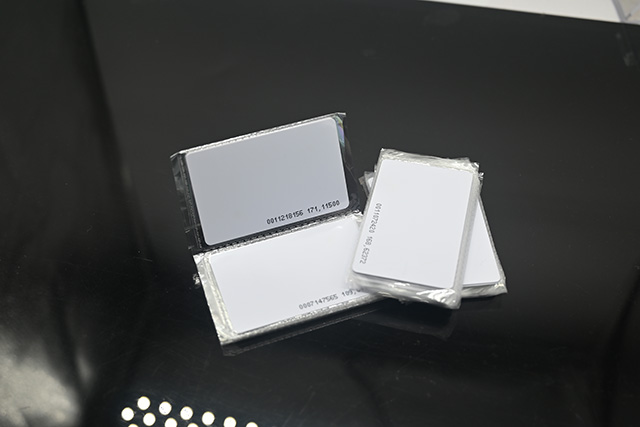 磁條可視卡簡(jiǎn)介，磁條可視卡有什么特點(diǎn)和缺點(diǎn)