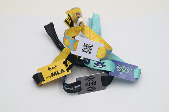 海口市公交PVC卡實現(xiàn)24小時全天候自助充值 海口市公交PVC卡實現(xiàn)24小時全天候自助充值