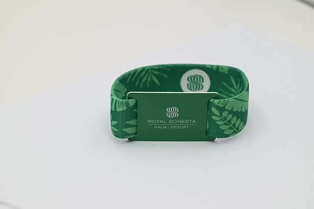 和接觸式IC卡相比，非接觸式卡有什么樣的優(yōu)點？