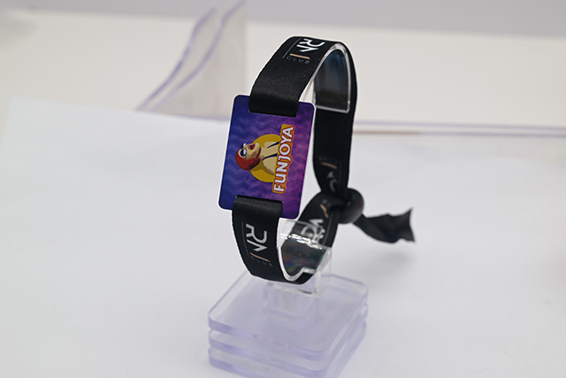 接觸式PVC卡:4428卡 接觸式PVC卡:4428卡