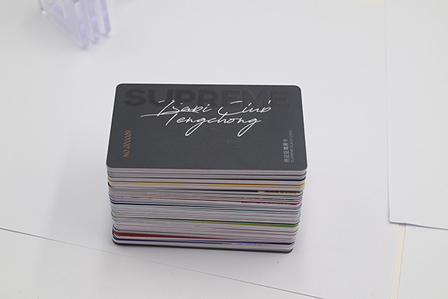 為你講解PVC啞光會員卡和光面會員卡的不同之處 為你講解PVC啞光會員卡和光面會員卡的不同之處